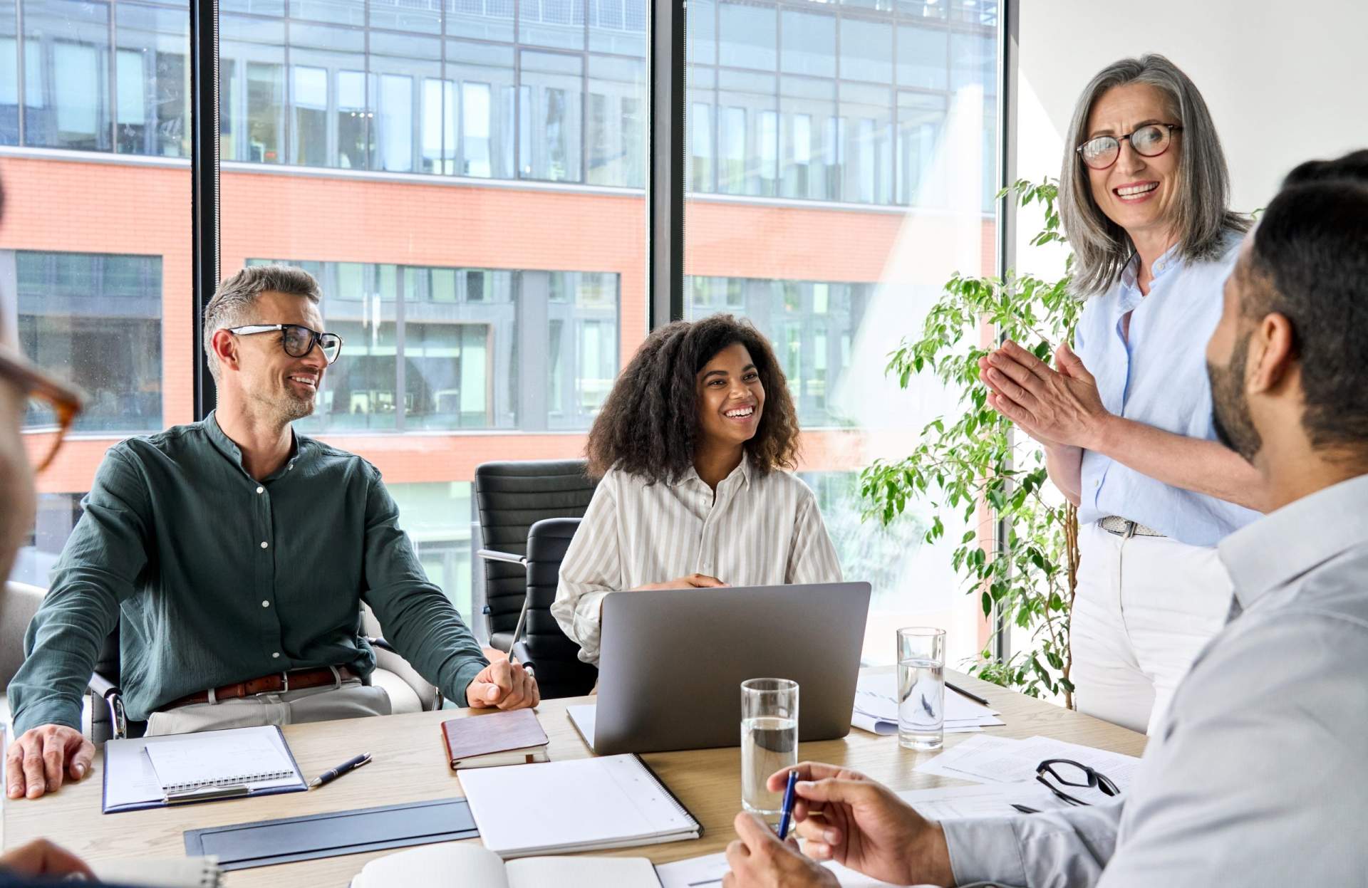 Inbound Marketing vs Outbound Marketing: How to Combine Them to Create an Effective B2B Strategy